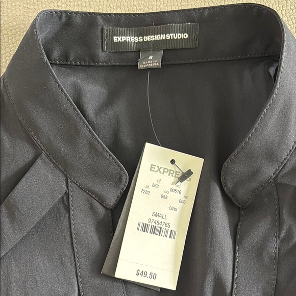 Express Black Ruffled Blouse - Picture 3 of 5